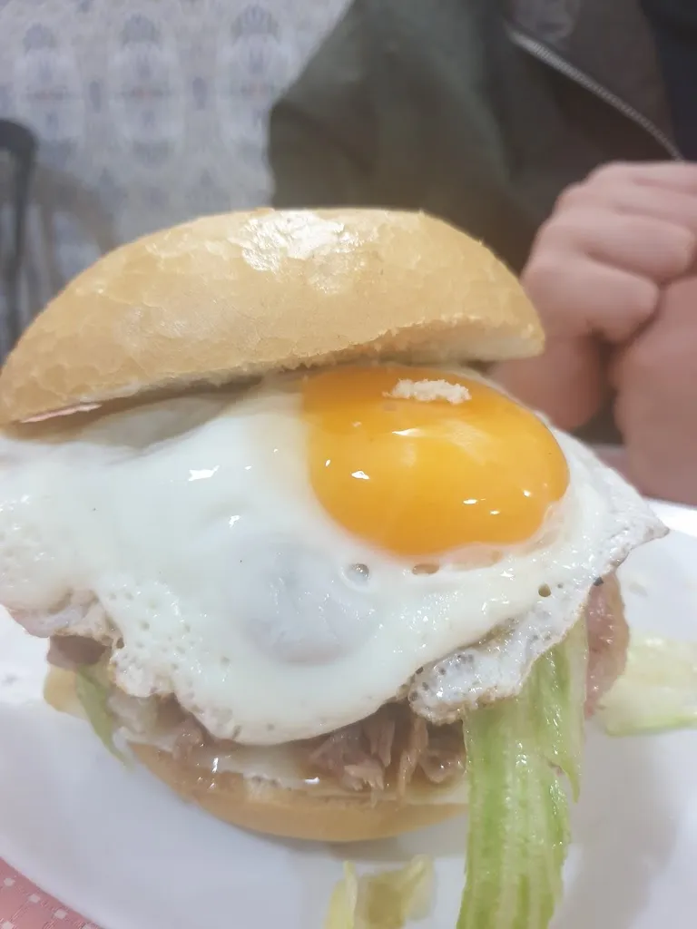 Menu_Bar Burguer Express_Alcolea_image_6