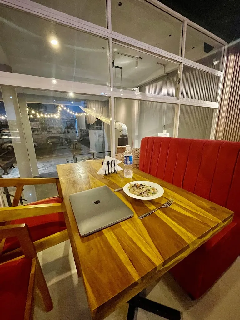 Massimo's Coffee House & Pizzeria_Rágama_slider_image_1