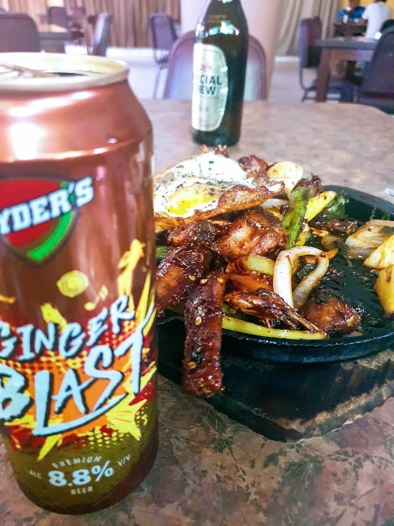 Menu_Heshan Restaurant හෙශාන් රෙස්ටුරන්ට්_Rágama_immagine_1