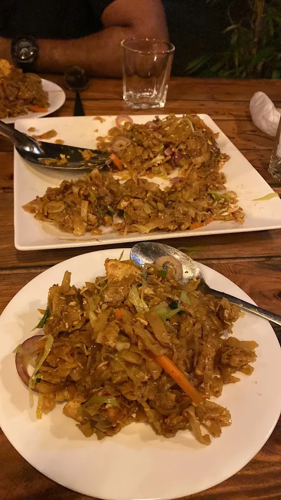 Himash Sanketh_Walan Kade Family Restaurant_Rágama_review