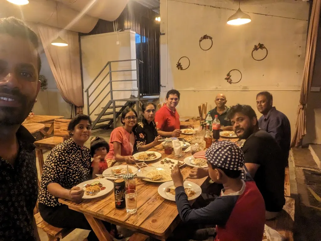 Walan Kade Family Restaurant_Rágama_slider_image_1