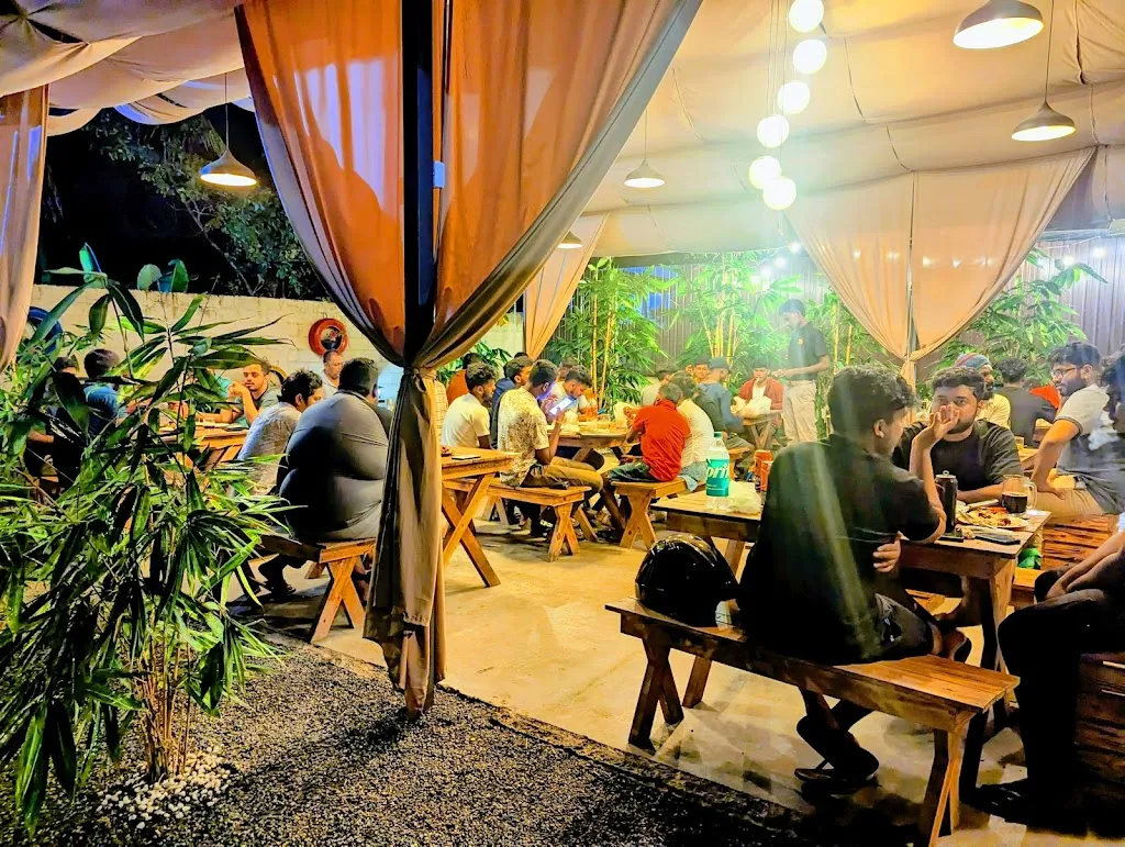 Walan Kade Family Restaurant_Rágama_slider_image_3