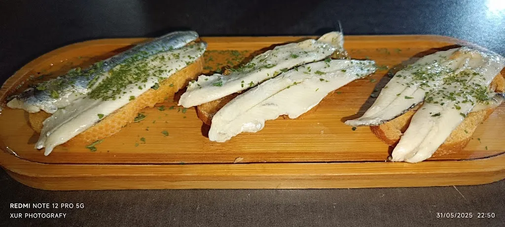 Xedy Uvero_Meson La Yaya Monti_Rinconada de la Sierra La_Bewertung