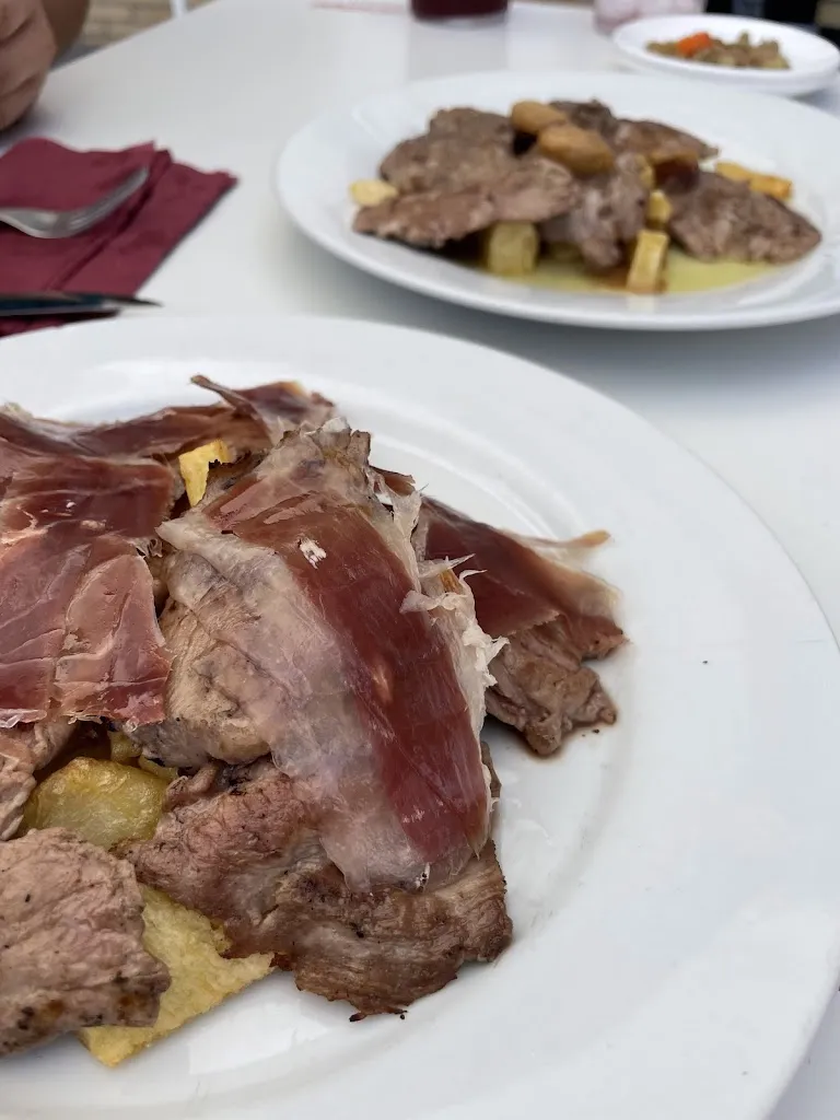 Restaurante La Montanera_Rinconada de la Sierra La_slider_image_3