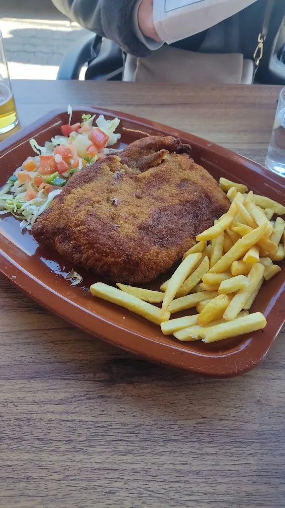 S Giampaglia_Bar casa Funes_Rinconada de la Sierra La_review