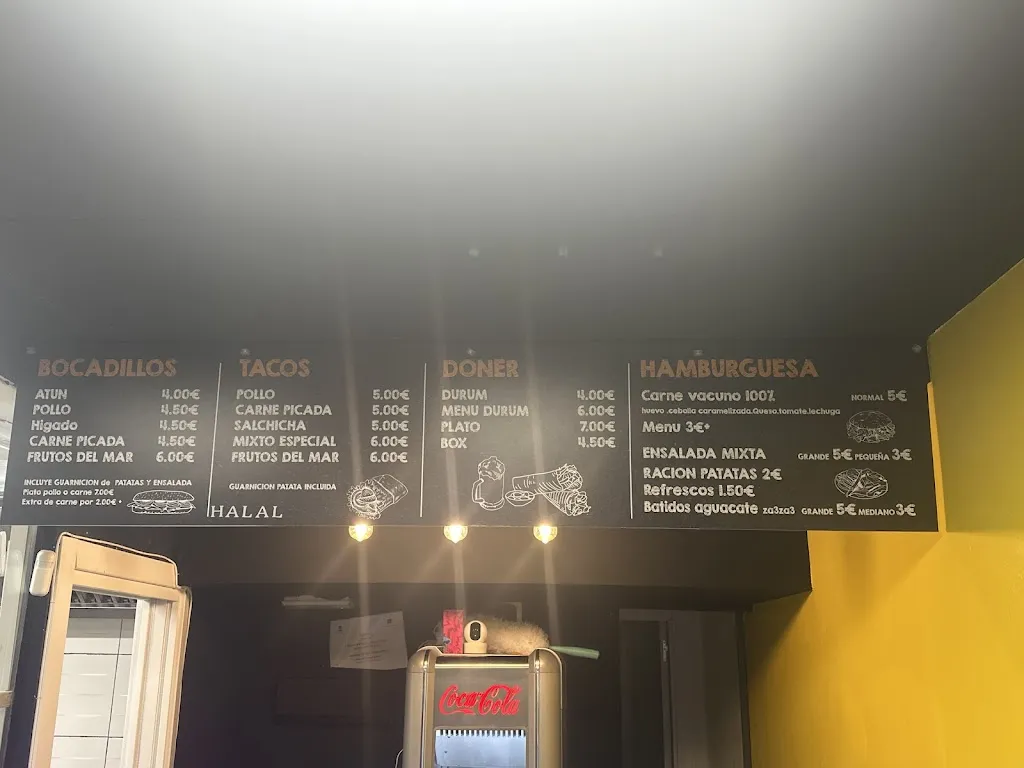 Menu_SNACK'NROLL_Rollán_image_3