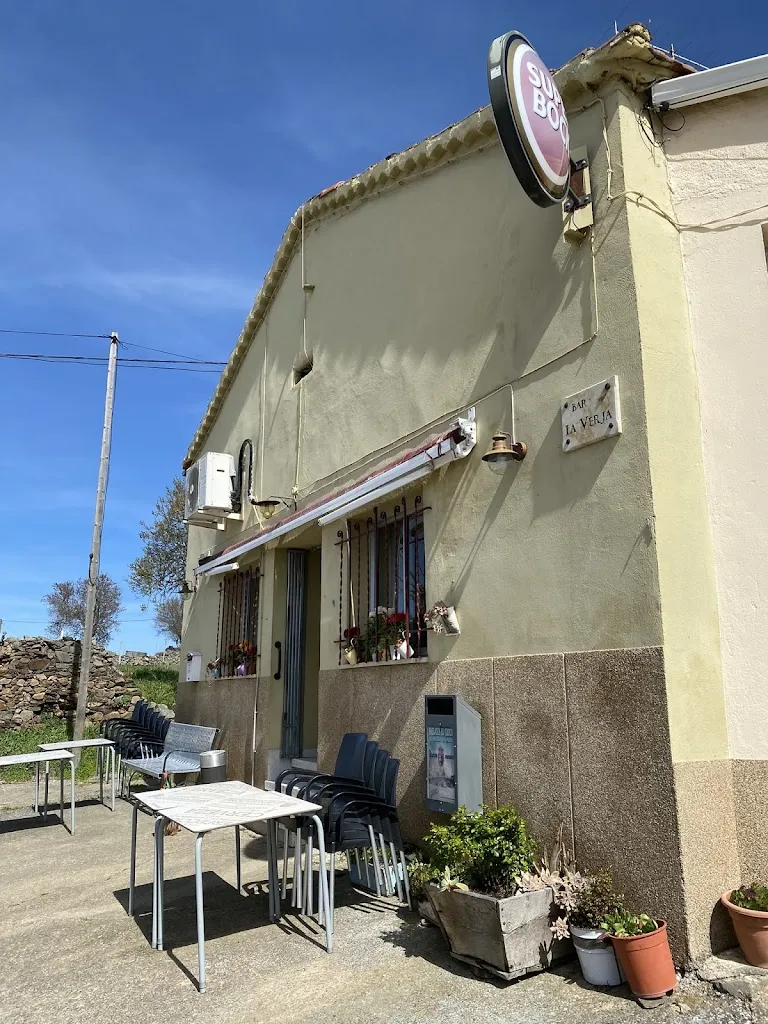 Bar la Verja restaurant in Saelices el Chico