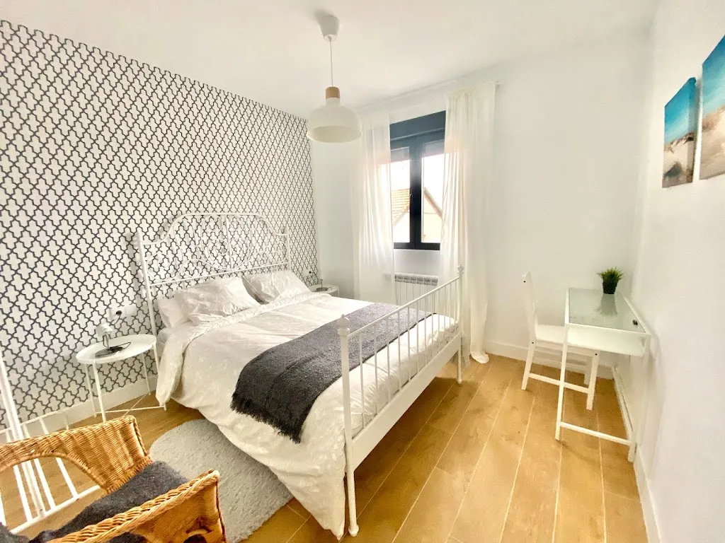 Casas La Fuente de Saelices - Apartamentos Turísticos_Saelices el Chico_slider_image_2