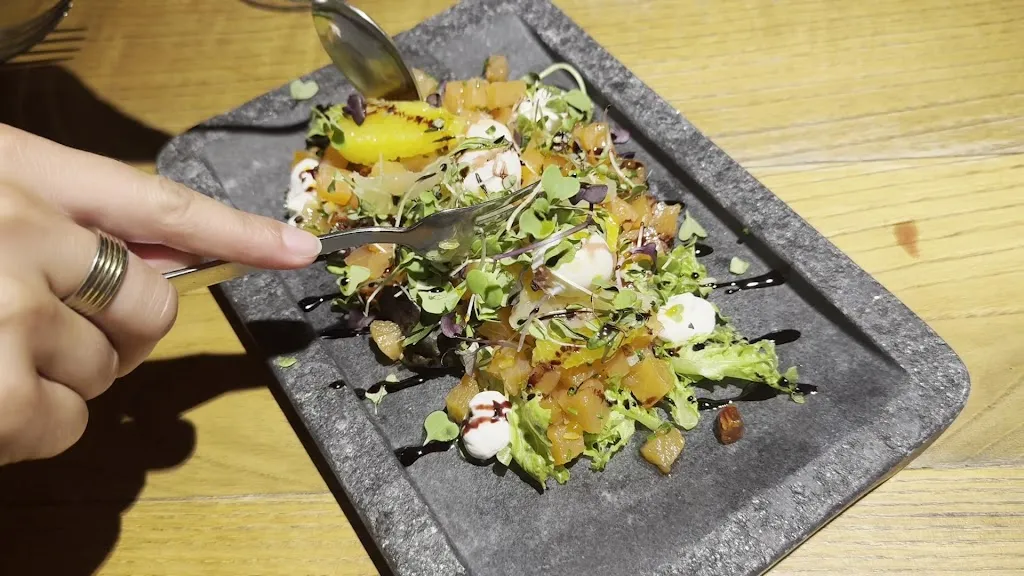 Hillary Cain Houghton_El Alquimista_San Cristóbal de la Cuesta_review