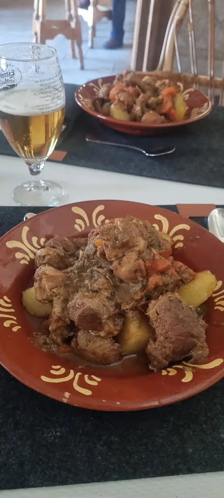 José Antonio Serrat_Bar Luz de Luna_San Felices de los Gallegos_review