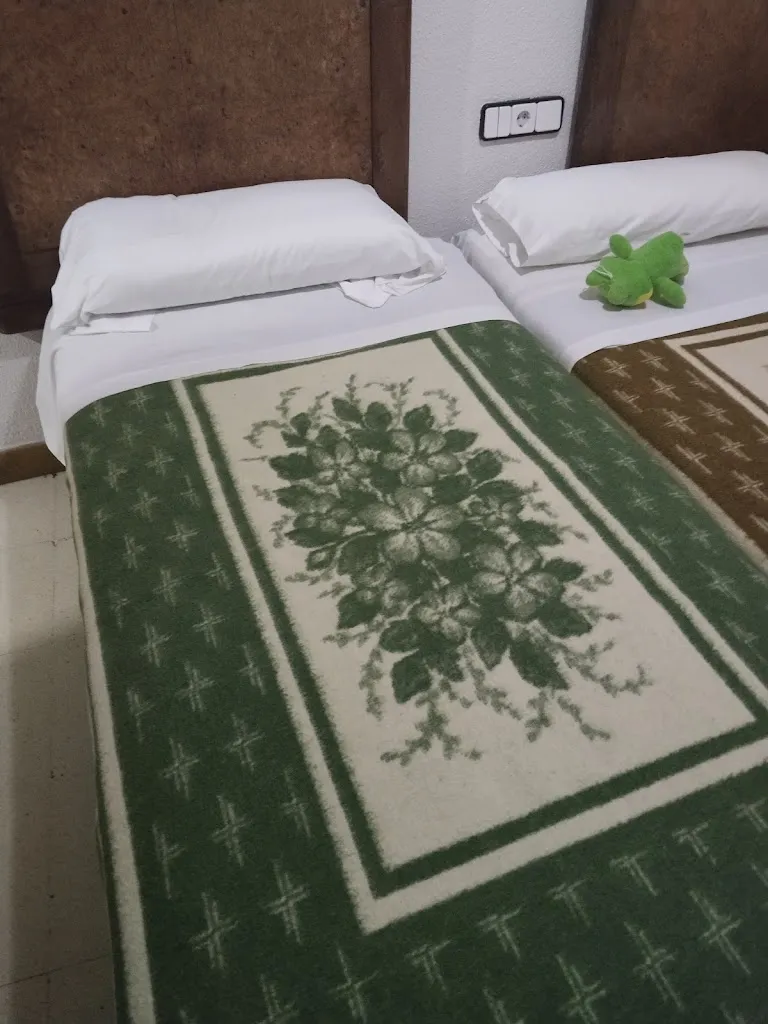 Rafael Lizondo_Hostal El Campito_San Martín del Castañar_review