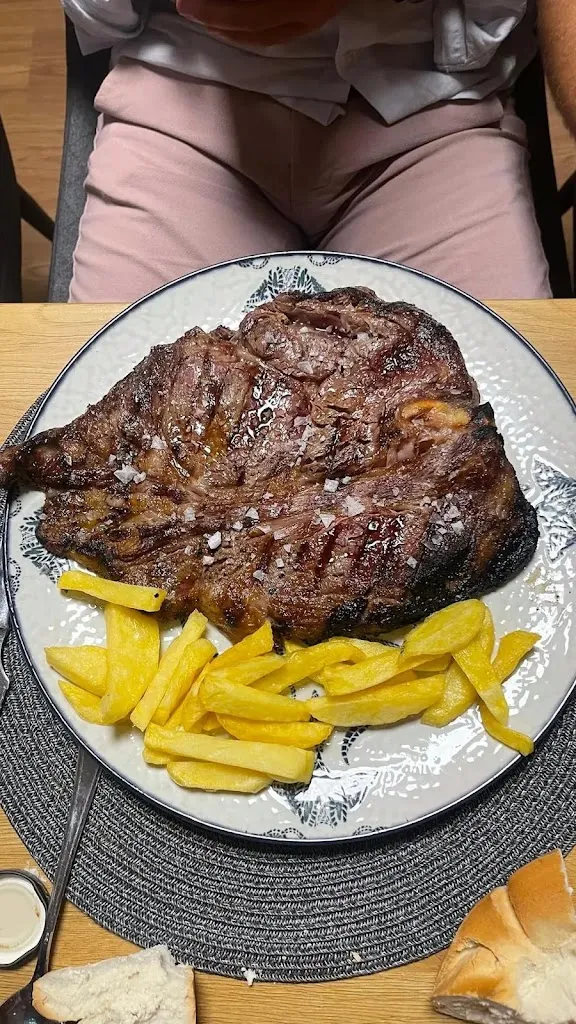 Yo misma DB_Bar La Colmena_San Miguel de Valero_review