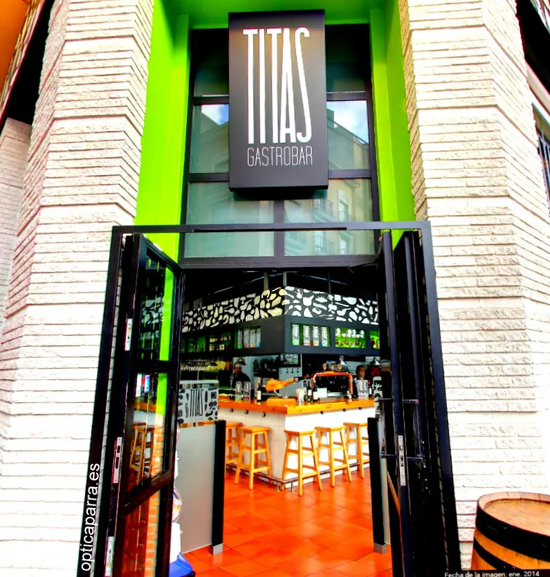 Titas Gastrobar_Villena_slider_image_1
