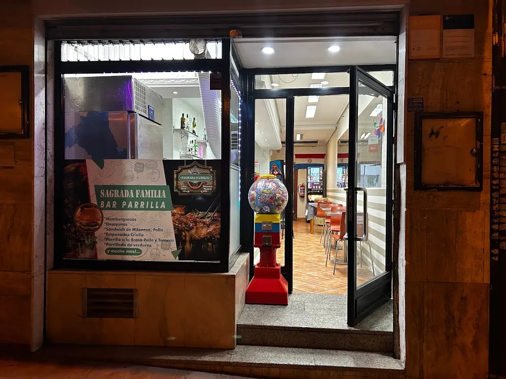 sagrada familia_Sagrada La_slider_image_2