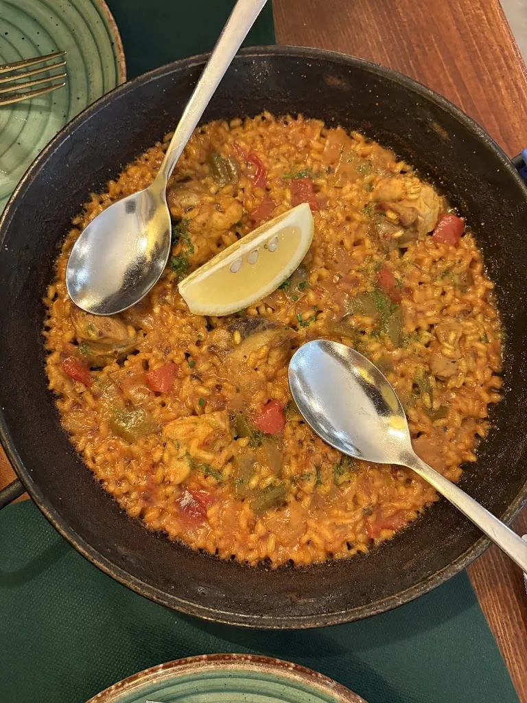 Callie F_Bistro Sagrada_Sagrada La_review