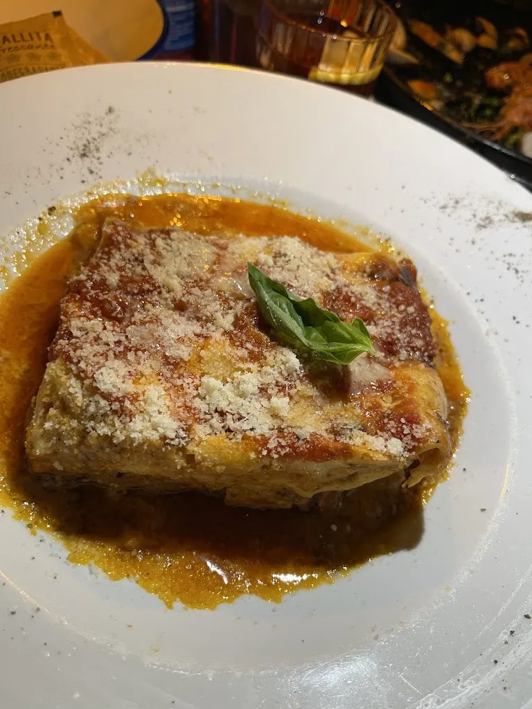 Menu_Tuscania Mediterranean Food & Wine - Sagrada Familia_Sagrada La_image_9