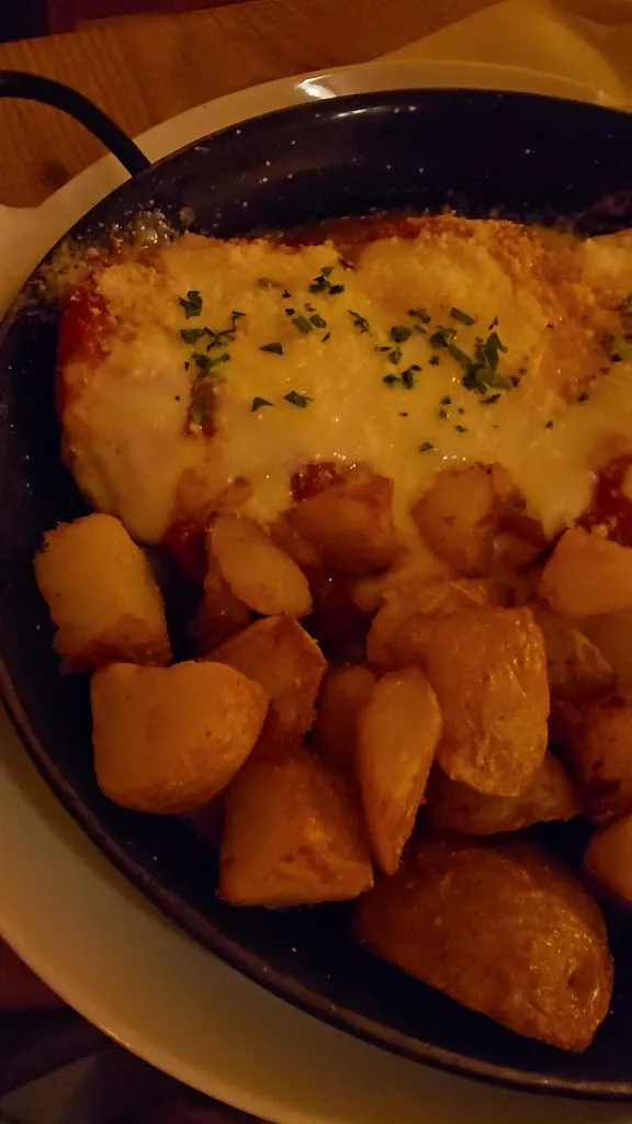 K P_Tuscania Mediterranean Food & Wine - Sagrada Familia_Sagrada La_review