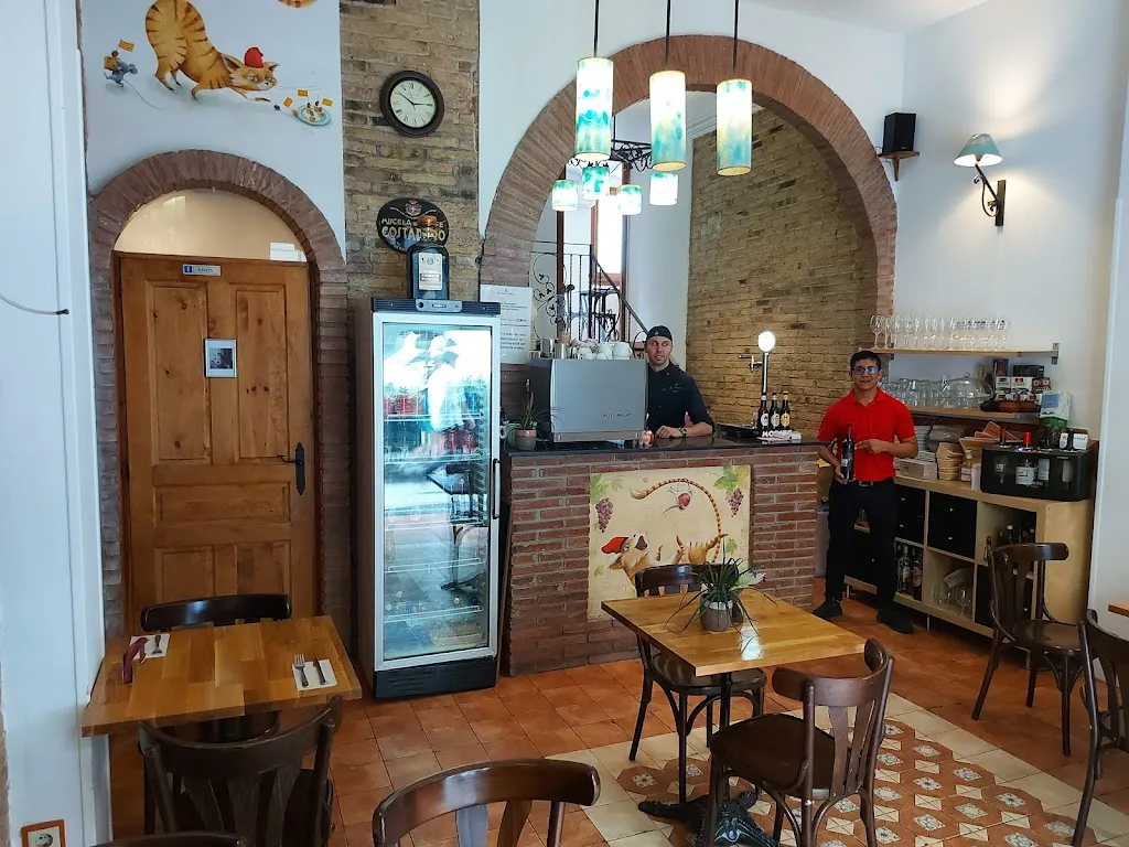 El Tastet de l’Artur – Cocina tradicional catalana, brunch y tapas caseras restaurant in Sagrada La
