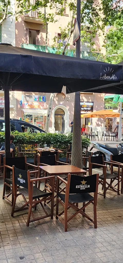 How it is Liz_La Bendita_Sagrada La_review