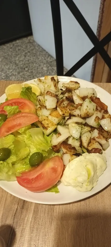 Jonathan Ortal_Cafetería Rocío_Sagrada La_review