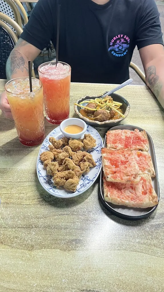 Jeremy Wine_Arrosseria Gaudí Restaurant_Sagrada La_review