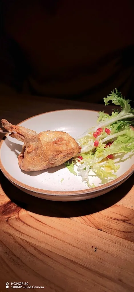 Menu_Brutalista_Sagrada La_image_2