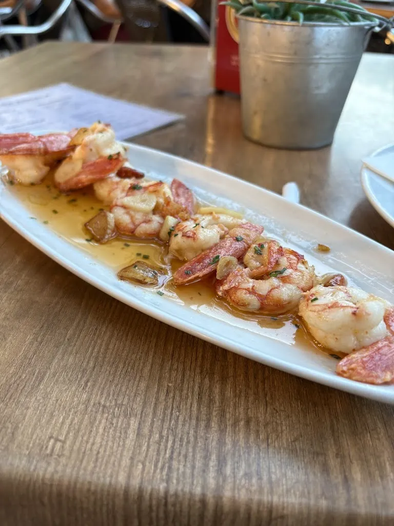 Mihaela Korman_Casa Angela_Sagrada La_review