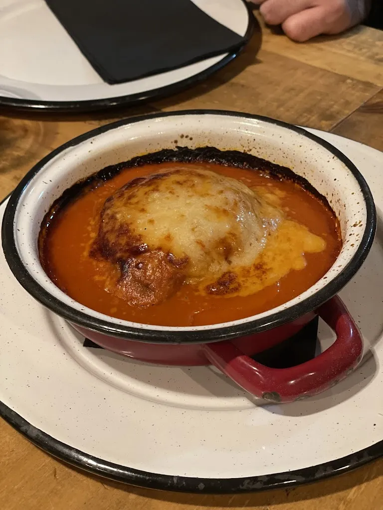 I C_Nonna Delia_Sagrada La_review