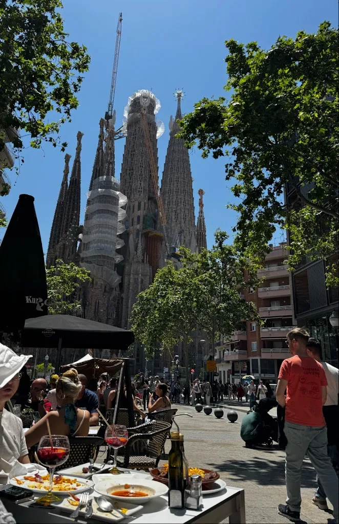 Ayagul Balmasheva_Ardèvol_Sagrada La_review