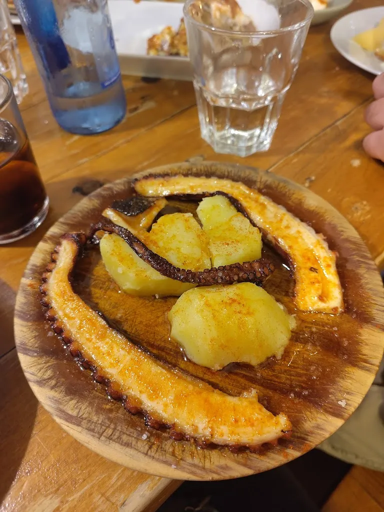 Caitlyn Osborne Parris_El Celler del Vermut_Sagrada La_review