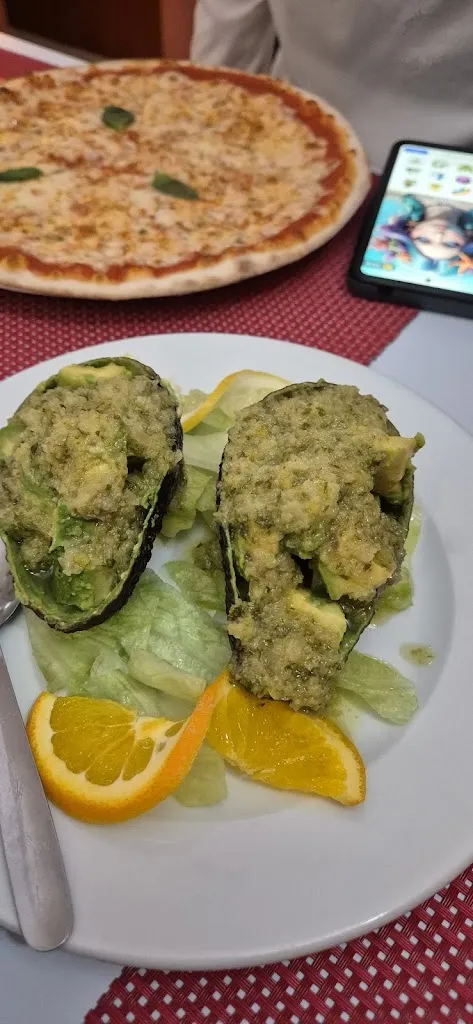 Zakhar Ginzburg_El Felino - Restaurante Pizzería en Barcelona_Sagrada La_review