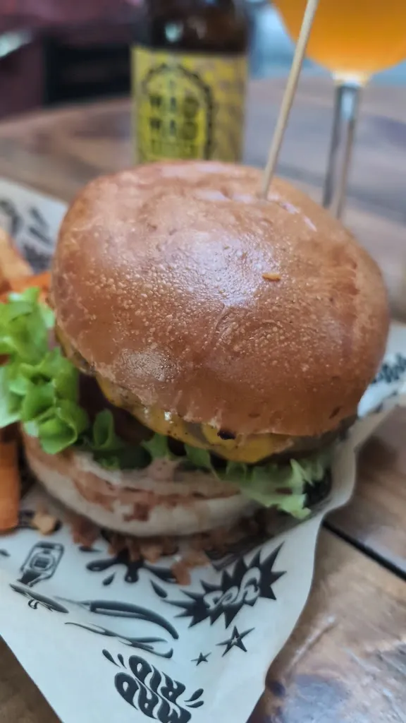 Mad Mad Vegan_Sando_slider_image_2