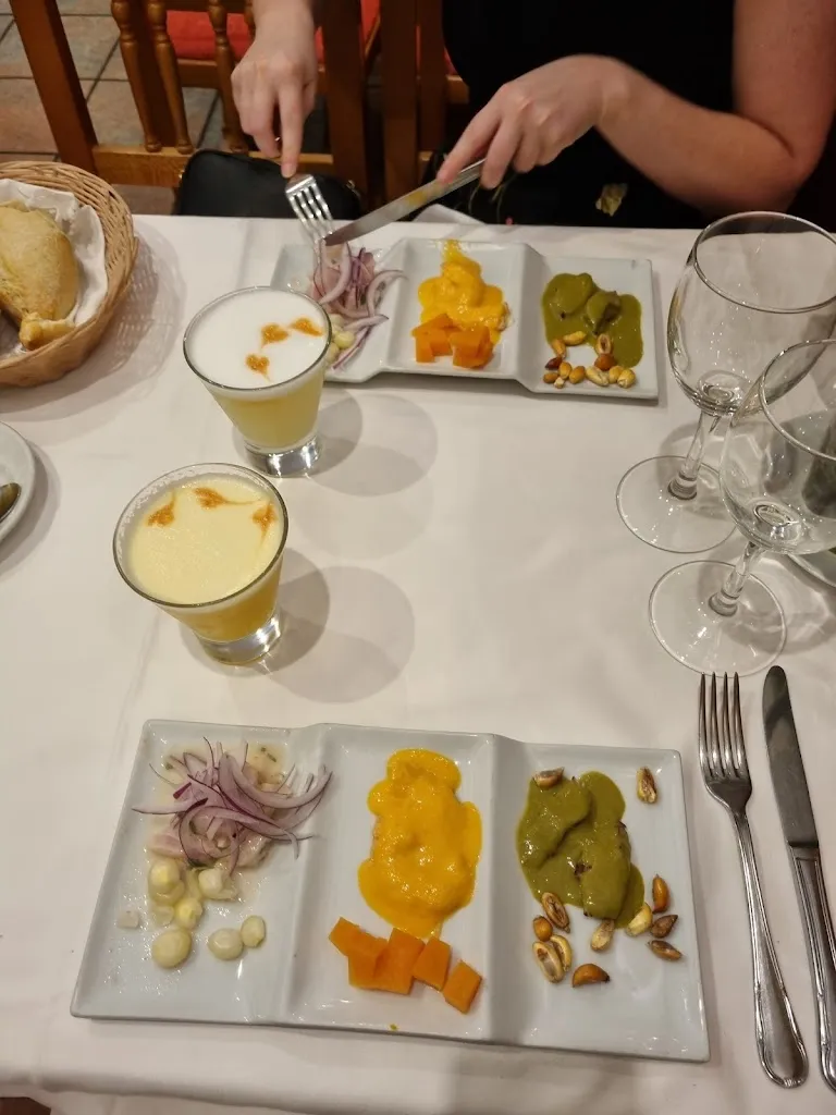 Brodie Leishman_Restaurante La Puebla_Santiago de la Puebla_review