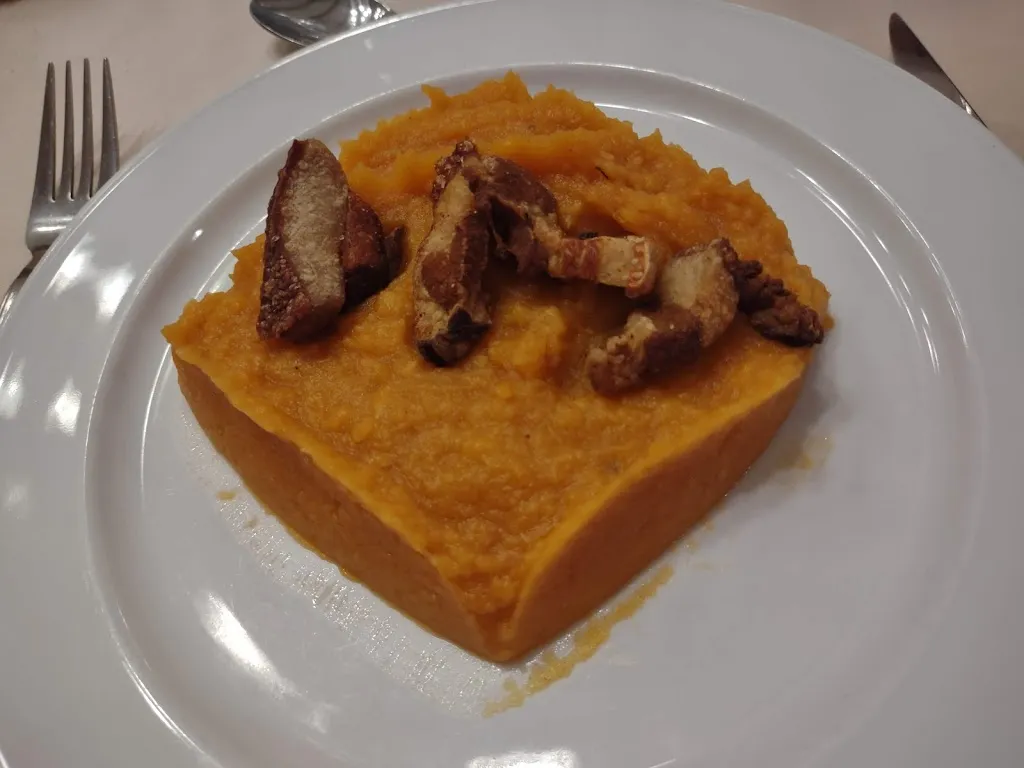 Menu_La Bombilla Restaurante_Sepulcro-Hilario_image_2