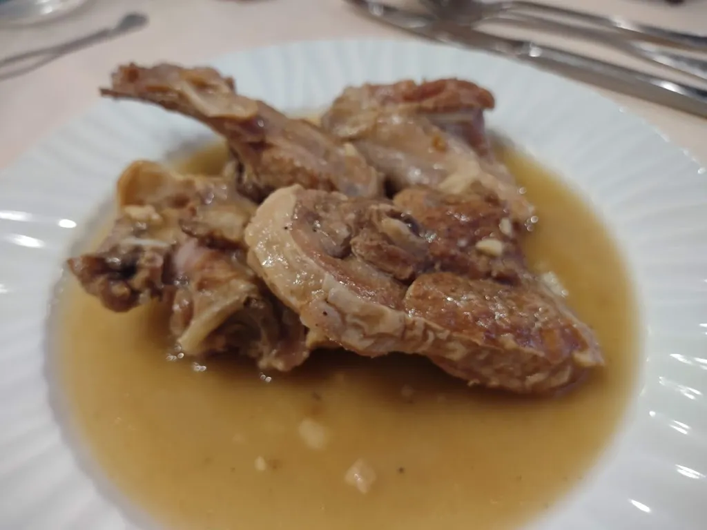 Menu_La Bombilla Restaurante_Sepulcro-Hilario_image_4