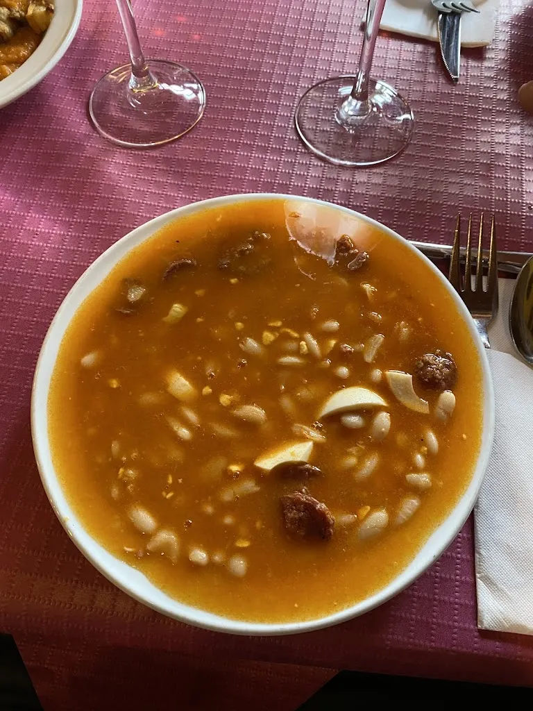 Owen_La Bombilla Restaurante_Sepulcro-Hilario_review