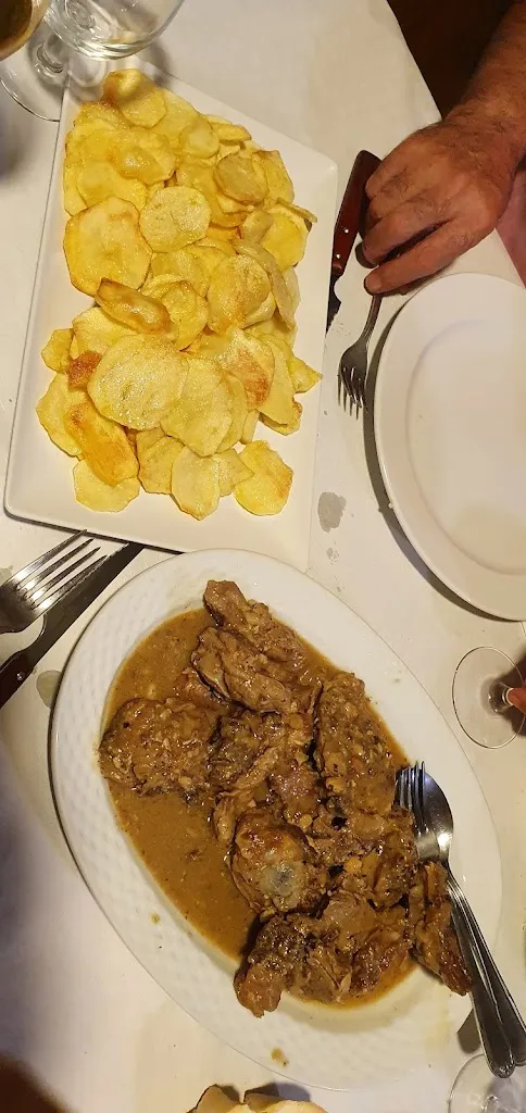 Angel J. Mata_Bar Lolo_Serradilla del Arroyo_review