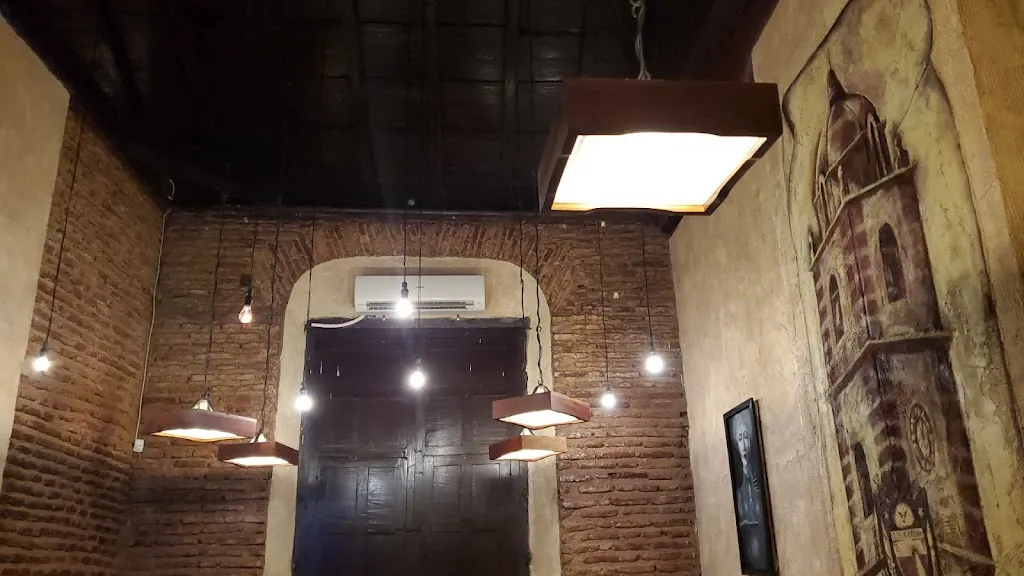 José Angel Martínez García_Al Medio_Sancti-Spíritus_review