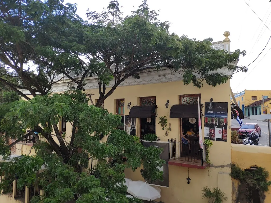 Eagleridge He_La Taberna_Sancti-Spíritus_review