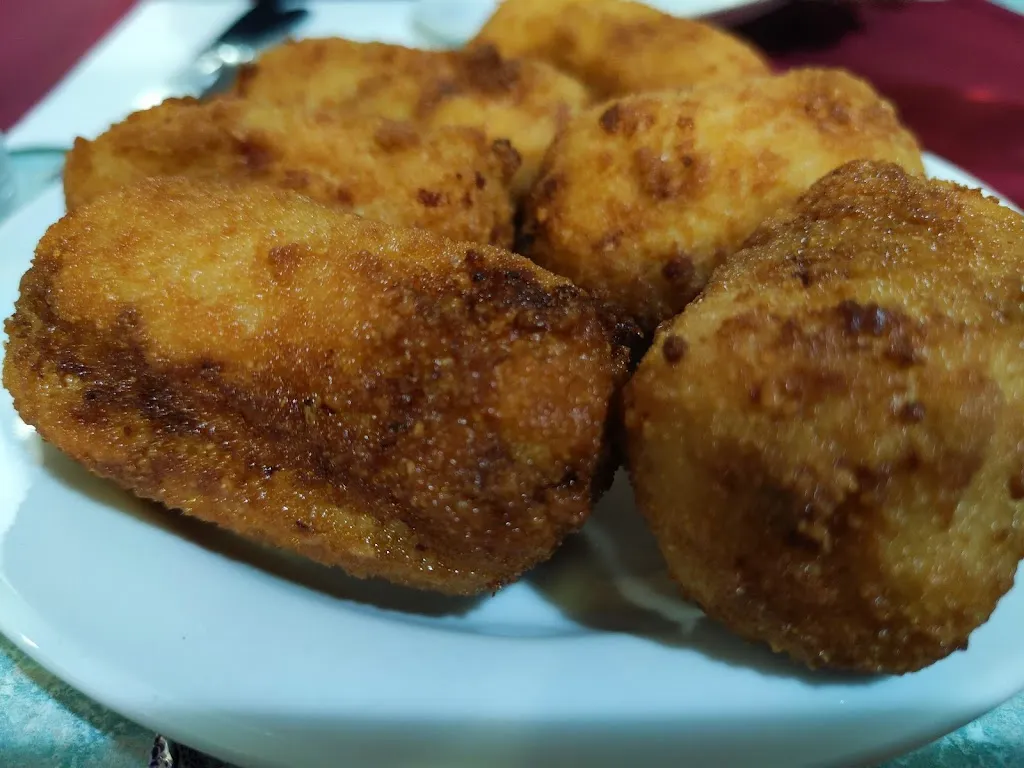 Magdalena Merelo_Bar restaurante asador El Bailarín_Sotoserrano_review