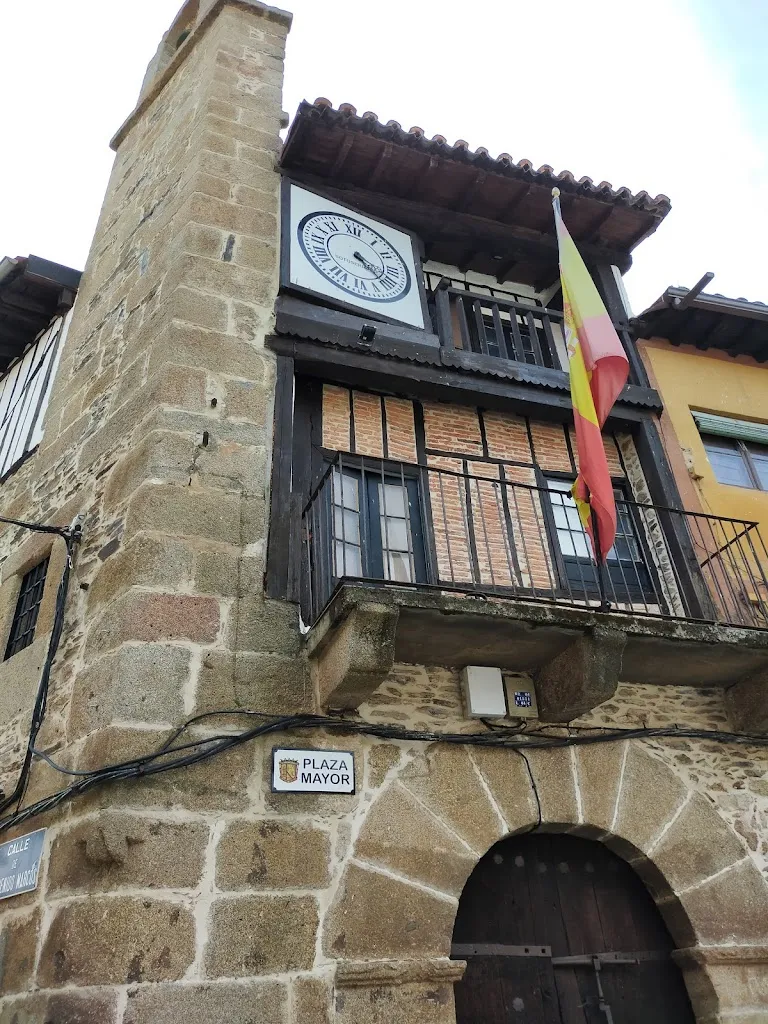 Pablo 77_Bar Chanito_Sotoserrano_review