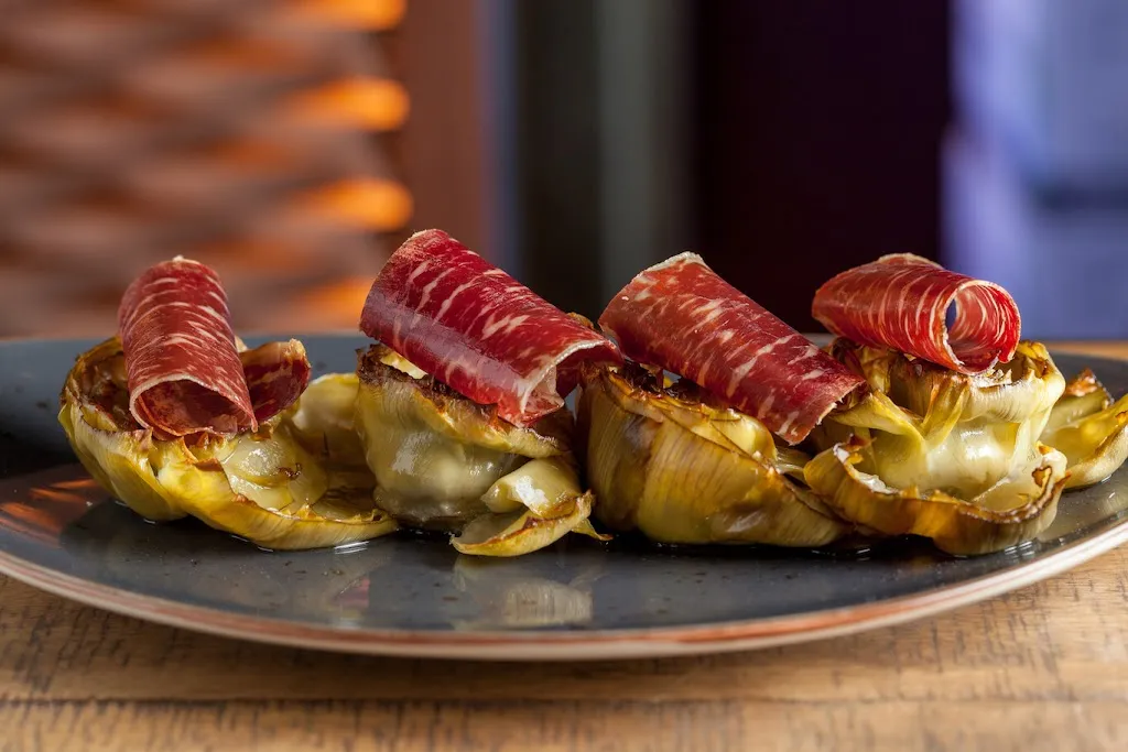 Restaurante La Charlona_Tala La_slider_image_2