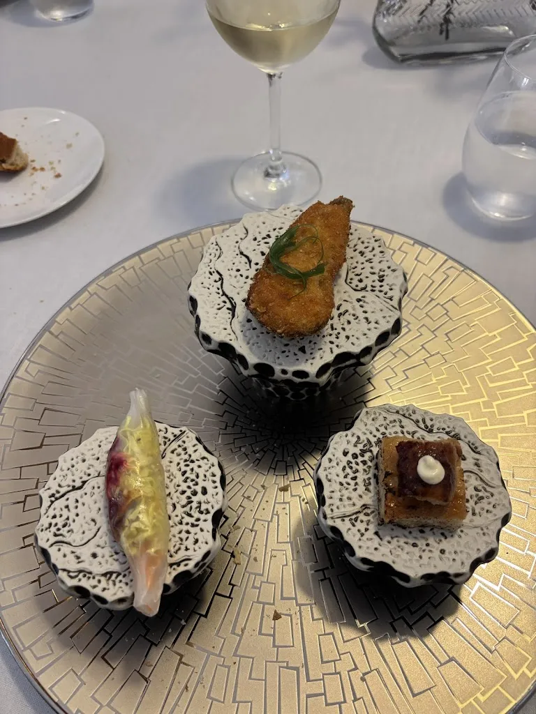 Alessandro_Villena_Villena_review