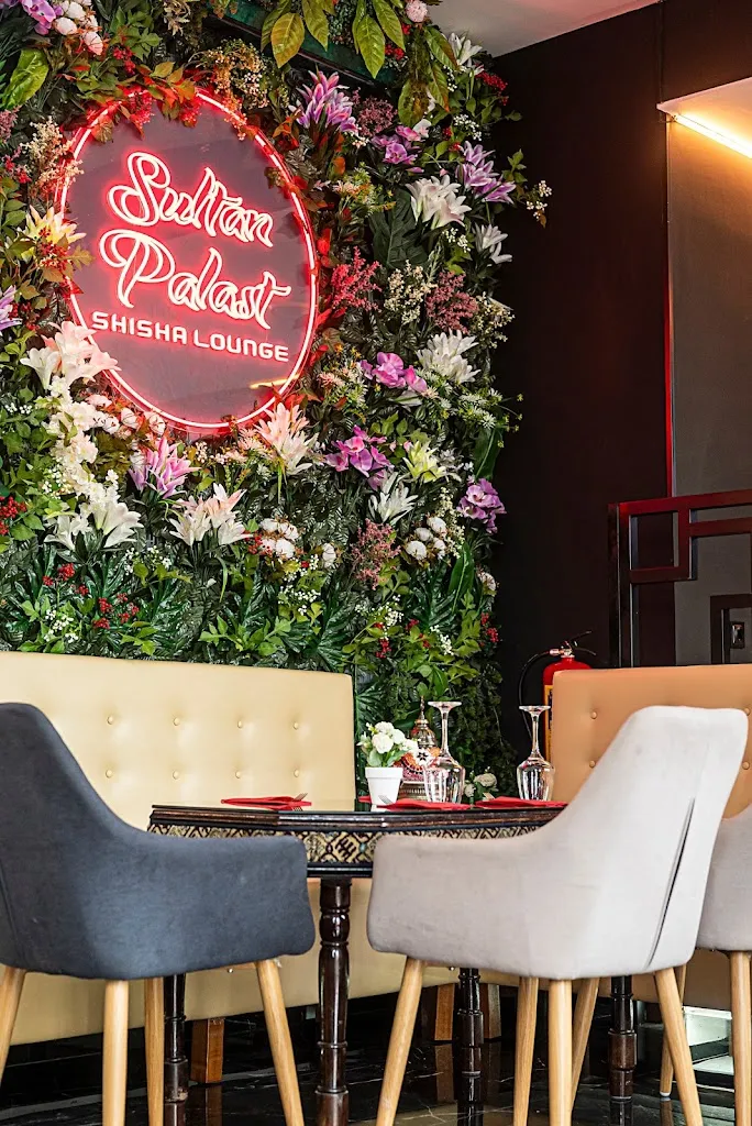 Sultan Palast Vallecas // Restaurante Turco & Shisha Bar Vallecas restaurant in Valdecarros