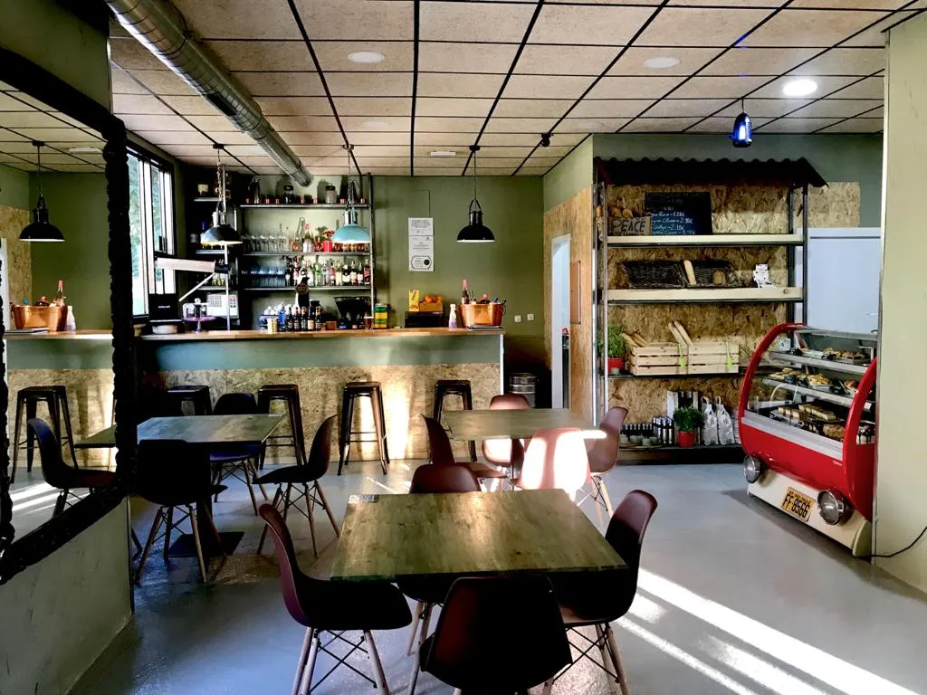 Atelier Gastrobar restaurant in Valdecarros