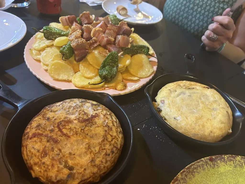 Restaurante Ajo y Perejil_Valdecarros_slider_image_3