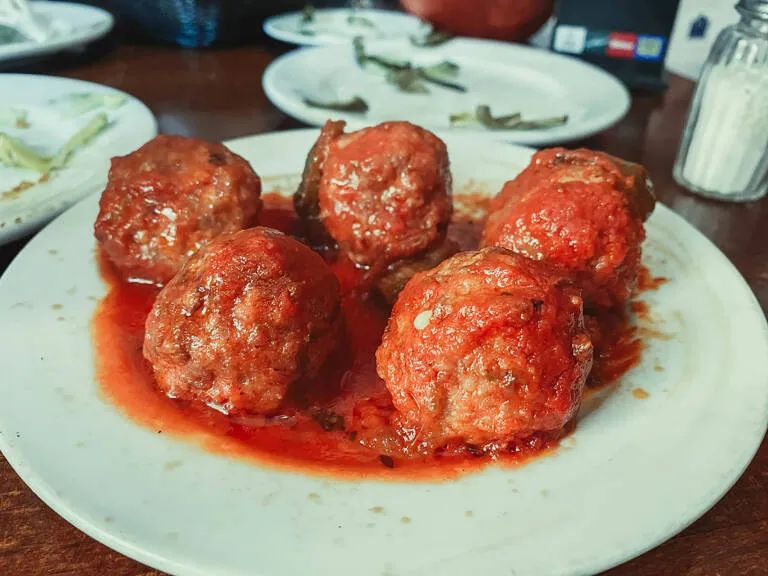 Bodega Valero restaurant in Valero