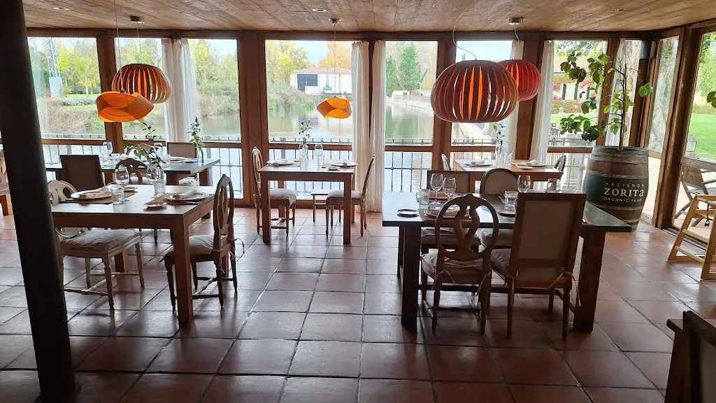 Zorita's Kitchen_Valverdón_slider_image_1