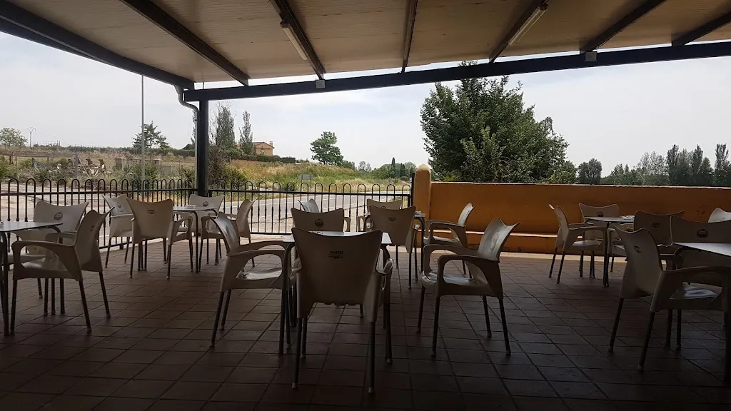 Bar Restaurante Lamas restaurant in Valverdón