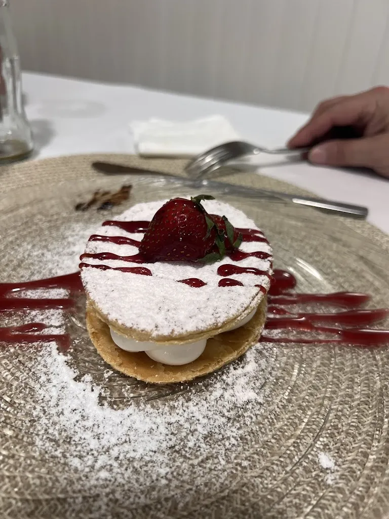 Lucia_Complejo El Quijote_Vídola La_review